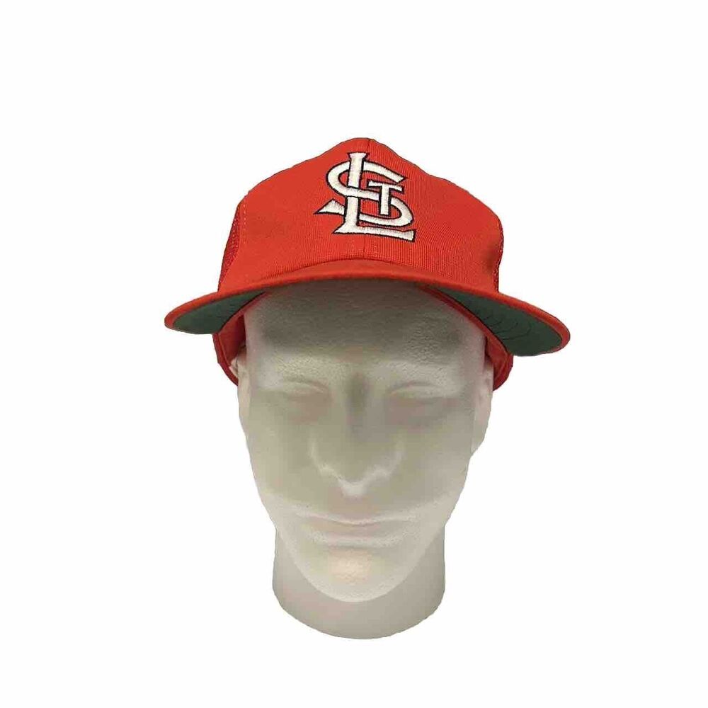 Vintage St Louis Cardinals Snapback Trucker Hat